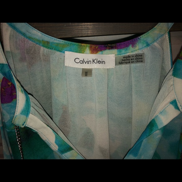 Calvin Klein tunic tank - Picture 2 of 3